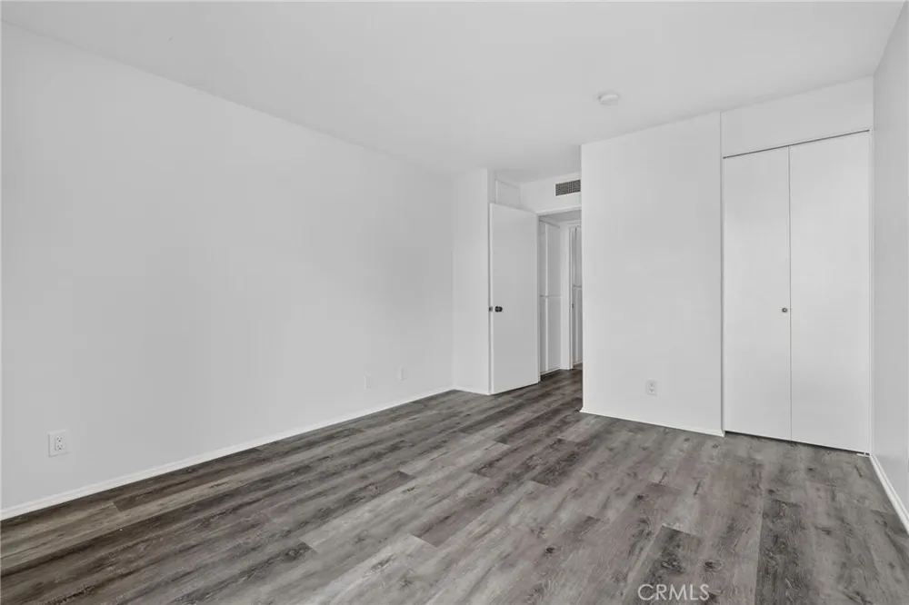 3961 Via Marisol #301 Los Angeles, CA 90042