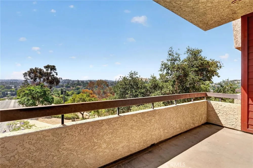 3961 Via Marisol #301 Los Angeles, CA 90042