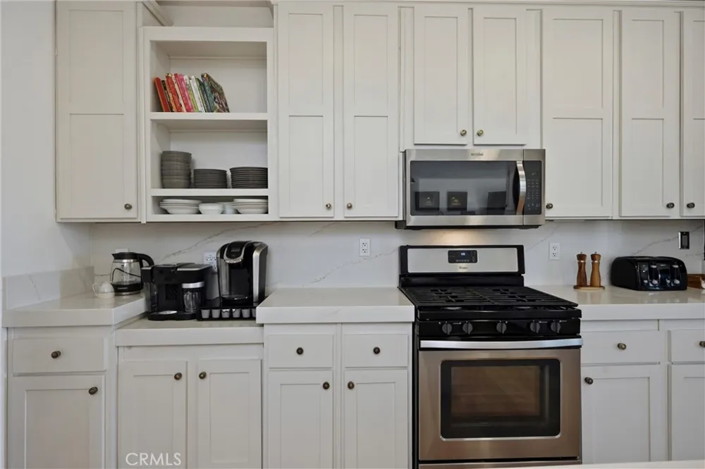 20011 Honey Hill Hidden Valley Lake, CA 95467