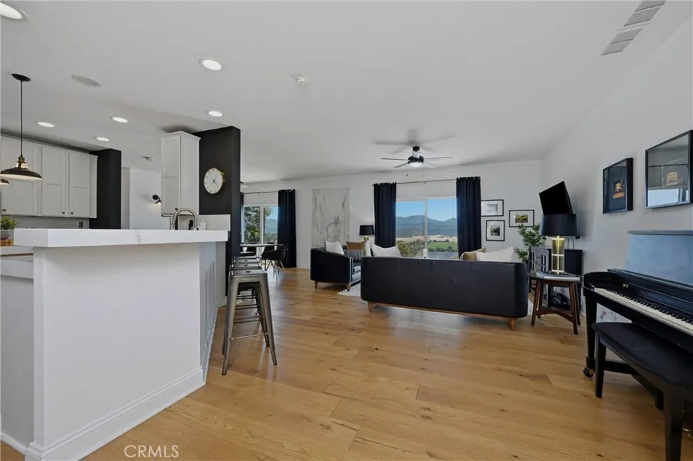 20011 Honey Hill Hidden Valley Lake, CA 95467