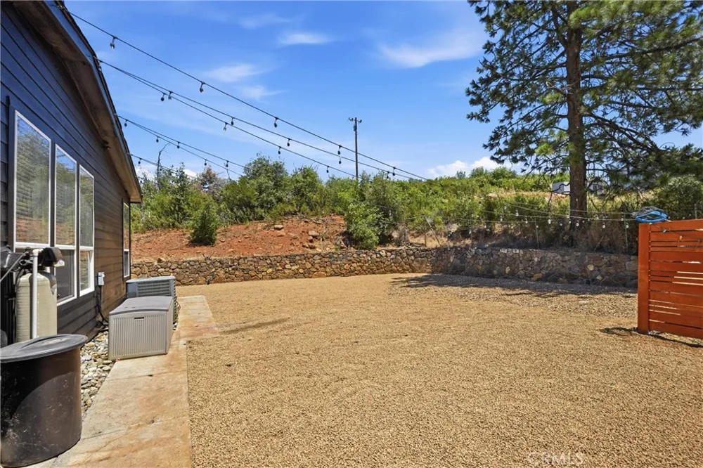 20011 Honey Hill Hidden Valley Lake, CA 95467