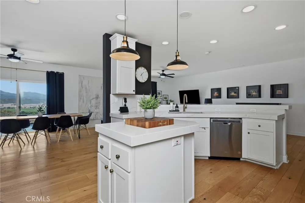 20011 Honey Hill Hidden Valley Lake, CA 95467