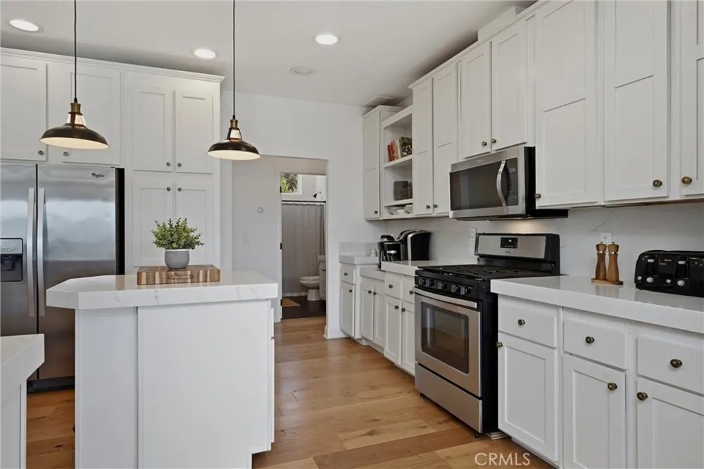 20011 Honey Hill Hidden Valley Lake, CA 95467