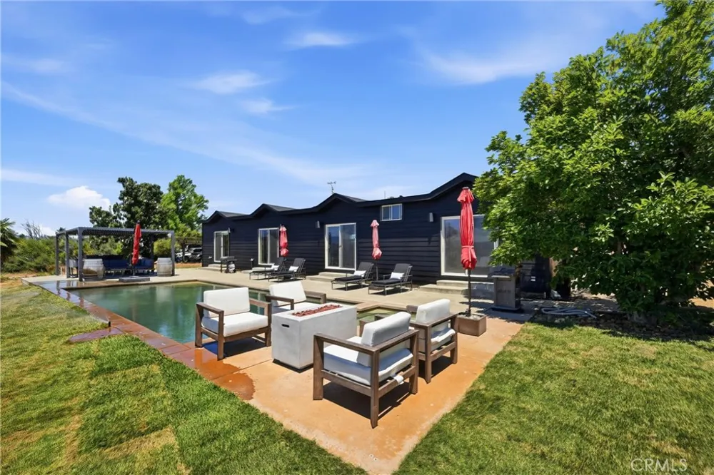 20011 Honey Hill Hidden Valley Lake, CA 95467