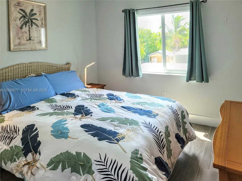 554 Gordon Cir Key Largo, FL 33037