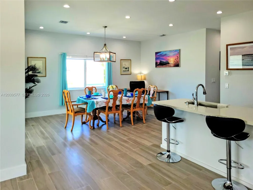 554 Gordon Cir Key Largo, FL 33037