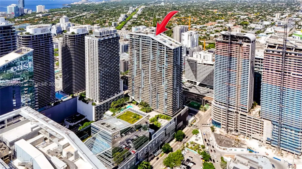 88 SW 7th St #1006 Miami, FL 33130