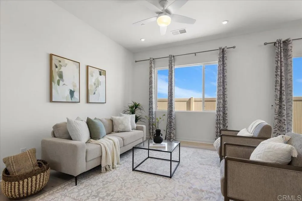 1624 Calle Oxton #2 Chula Vista, CA 91913