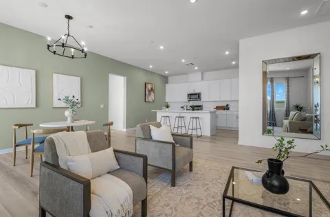 1624 Calle Oxton #2