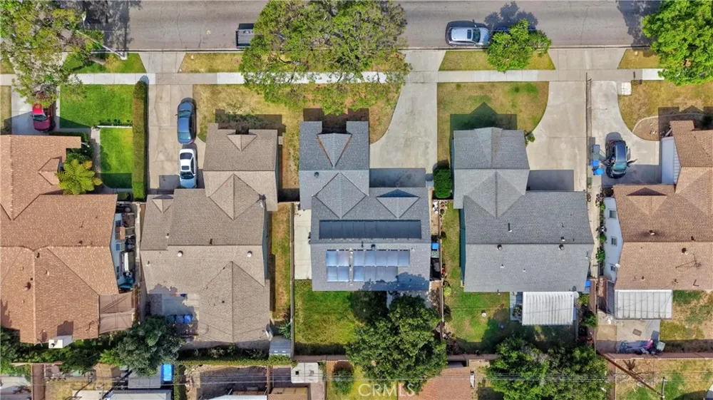 20734 Hawaiian Lakewood, CA 90715