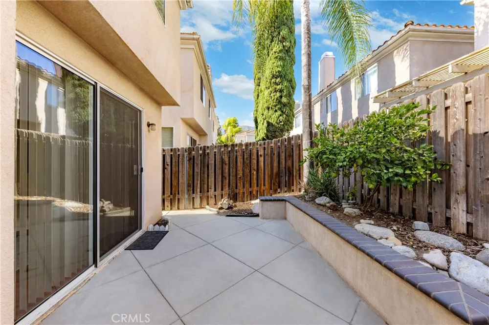 1232 Mission Duarte, CA 91010