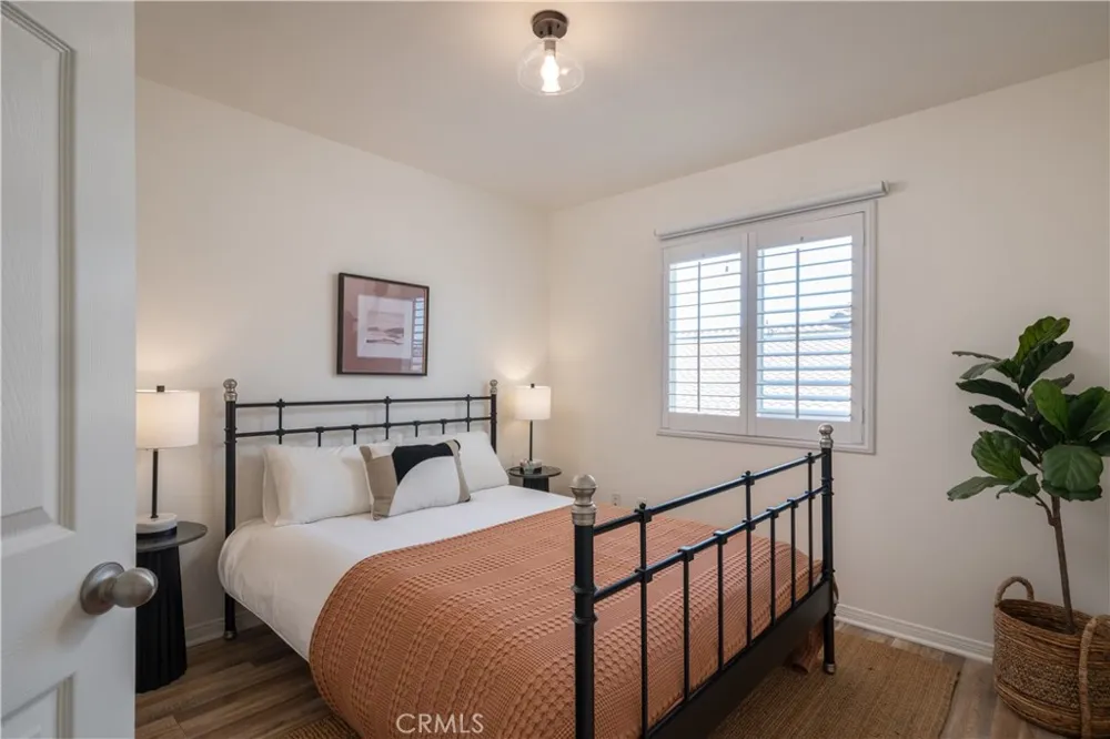 375 W Linden Drive Orange, CA 92865