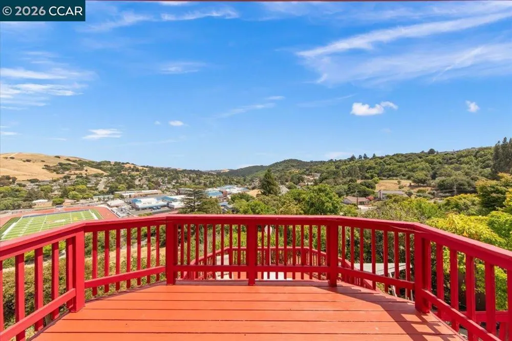 2080 Costa Ct Pinole, CA 94564
