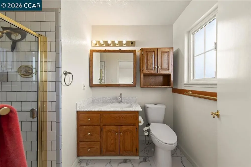 2080 Costa Ct Pinole, CA 94564