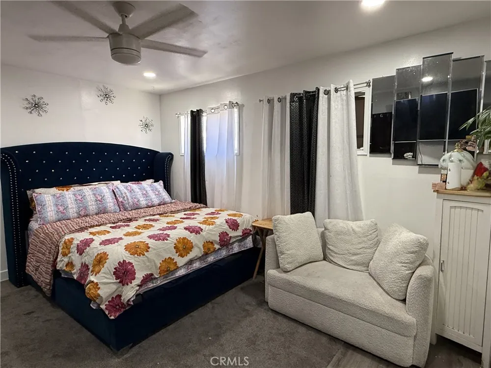 1235 W Ivesbrook Lancaster, CA 93534