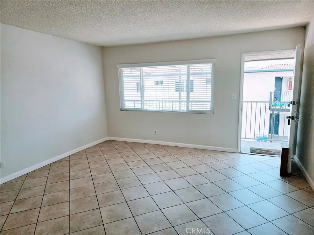 2311 Vanderbilt Ln. Redondo Beach, CA 90278