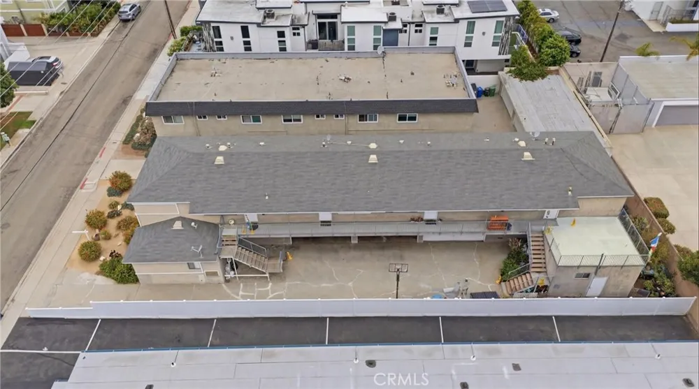 2311 Vanderbilt Ln. Redondo Beach, CA 90278