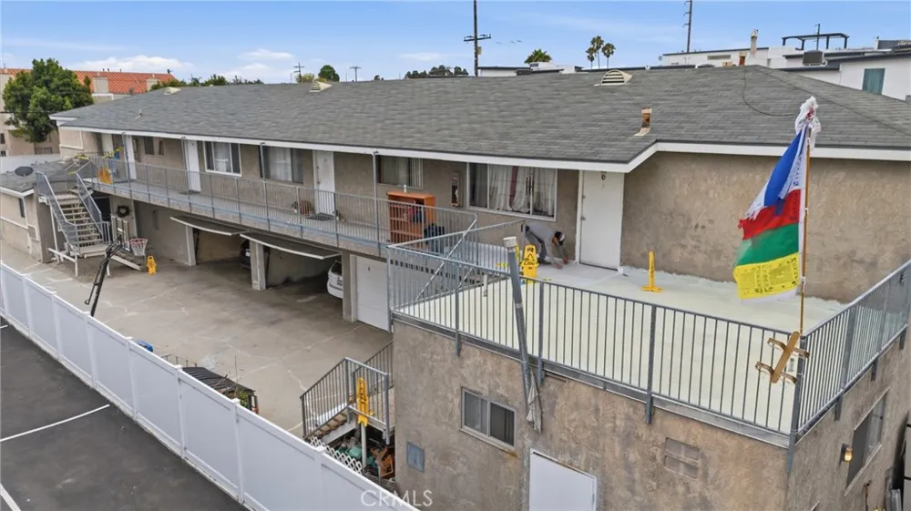 2311 Vanderbilt Ln. Redondo Beach, CA 90278