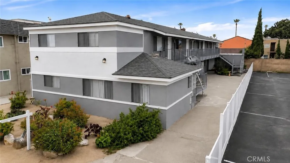 2311 Vanderbilt Ln. Redondo Beach, CA 90278