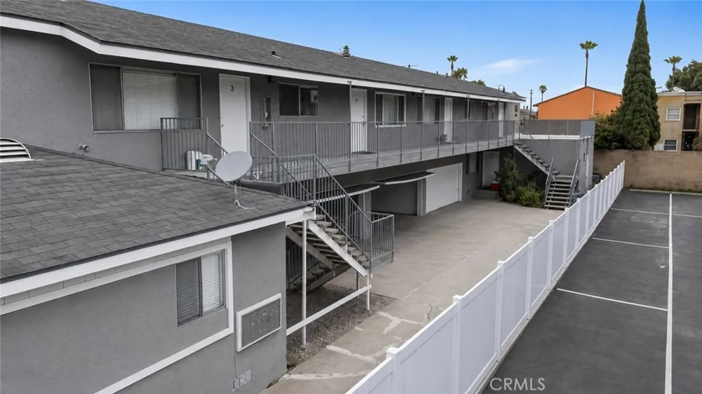 2311 Vanderbilt Ln. Redondo Beach, CA 90278