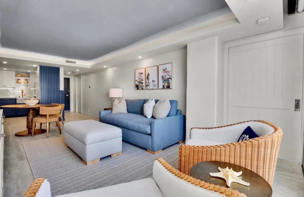 1810 avenida del mundo #1101 Coronado, CA 92118