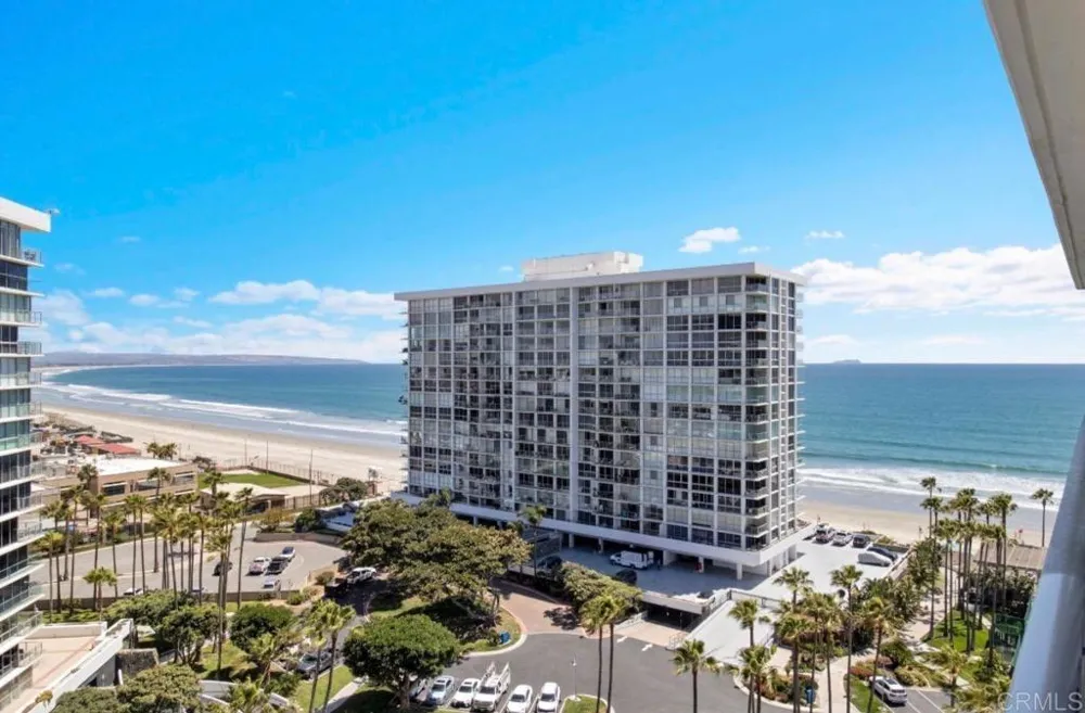 1810 avenida del mundo #1101 Coronado, CA 92118