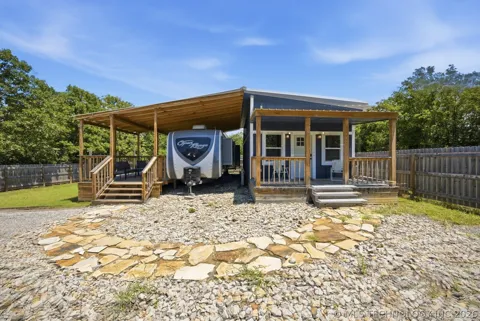 127 Seneca Springs
