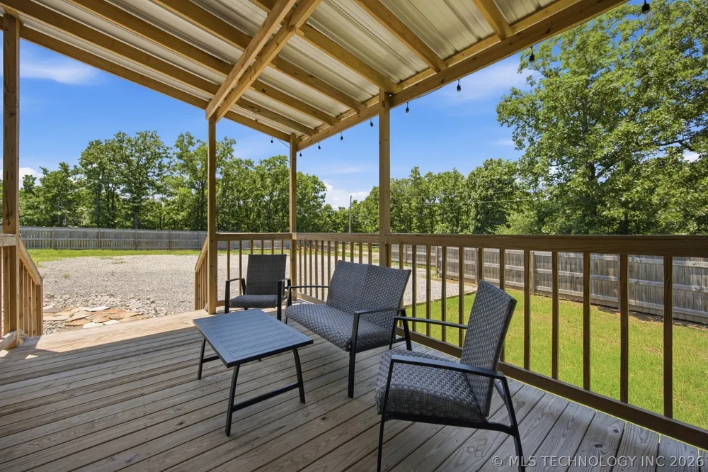 127 Seneca Springs Eufaula, OK 74432