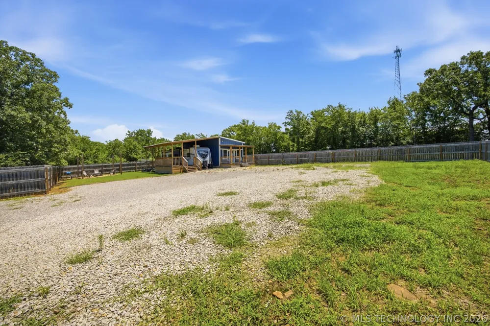 127 Seneca Springs Eufaula, OK 74432