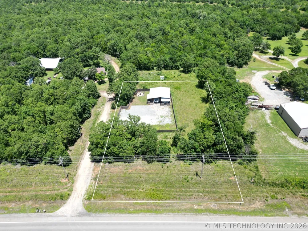 127 Seneca Springs Eufaula, OK 74432