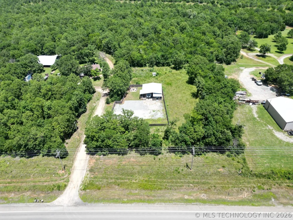 127 Seneca Springs Eufaula, OK 74432
