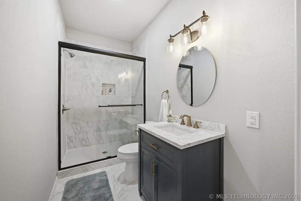 127 Seneca Springs Eufaula, OK 74432