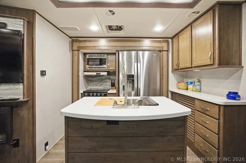 127 Seneca Springs Eufaula, OK 74432