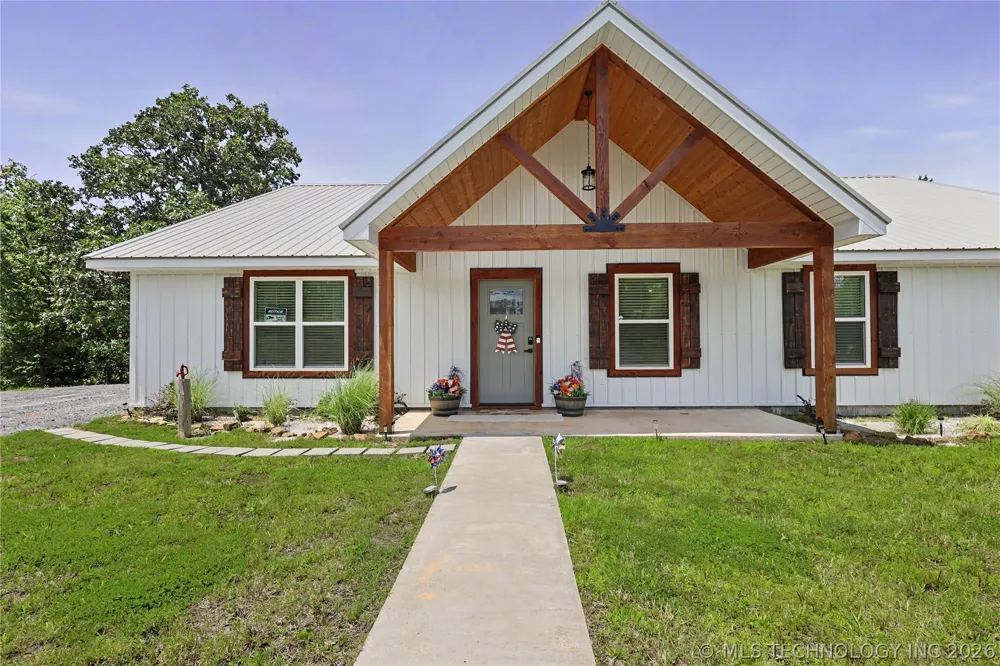 20471 W Chicken Creek Road Cookson, OK 74427