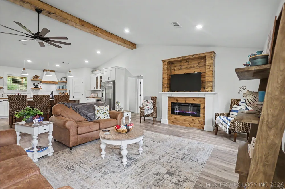 20471 W Chicken Creek Road Cookson, OK 74427