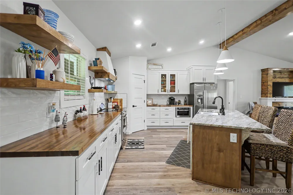 20471 W Chicken Creek Road Cookson, OK 74427