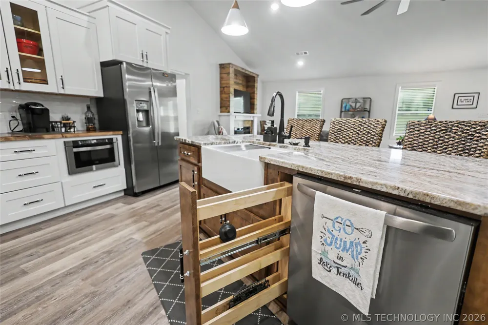 20471 W Chicken Creek Road Cookson, OK 74427