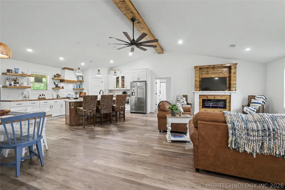 20471 W Chicken Creek Road Cookson, OK 74427
