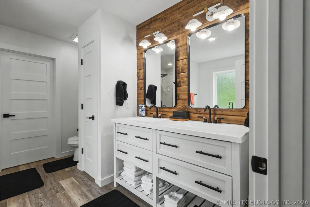 20471 W Chicken Creek Road Cookson, OK 74427