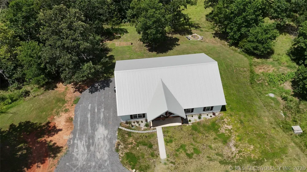 20471 W Chicken Creek Road Cookson, OK 74427