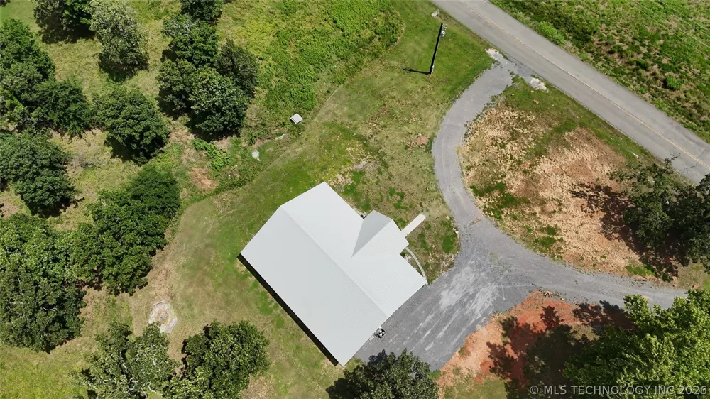 20471 W Chicken Creek Road Cookson, OK 74427