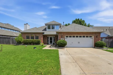 10907 E 74th Street