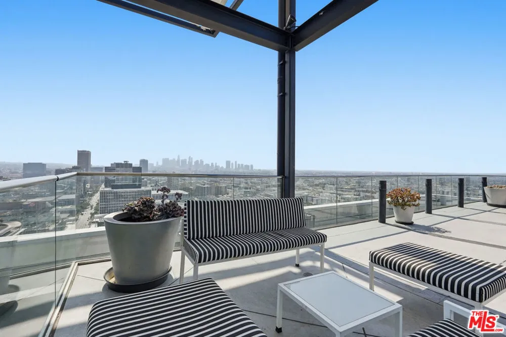 3810 Wilshire Boulevard #1609 Los Angeles, CA 90010