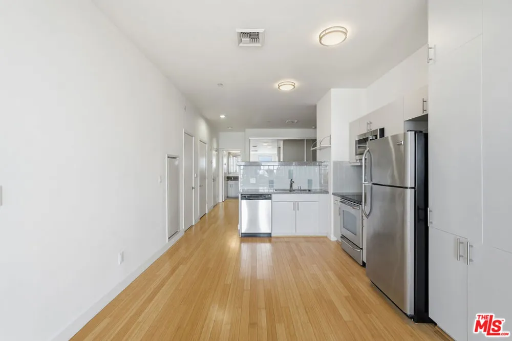 3810 Wilshire Boulevard #1609 Los Angeles, CA 90010