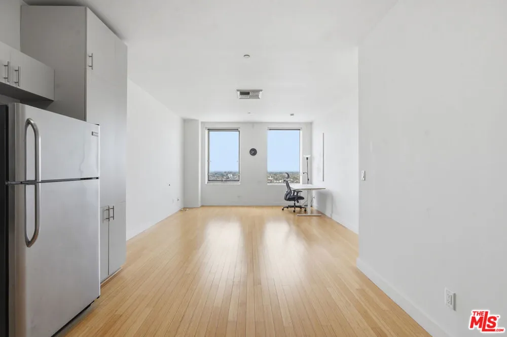 3810 Wilshire Boulevard #1609 Los Angeles, CA 90010