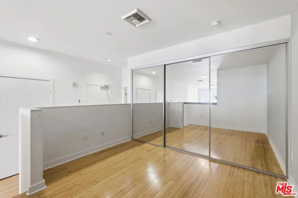 3810 Wilshire Boulevard #1609 Los Angeles, CA 90010