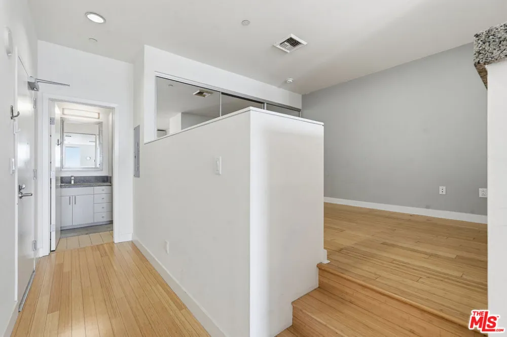 3810 Wilshire Boulevard #1609 Los Angeles, CA 90010
