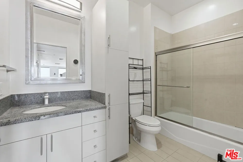 3810 Wilshire Boulevard #1609 Los Angeles, CA 90010