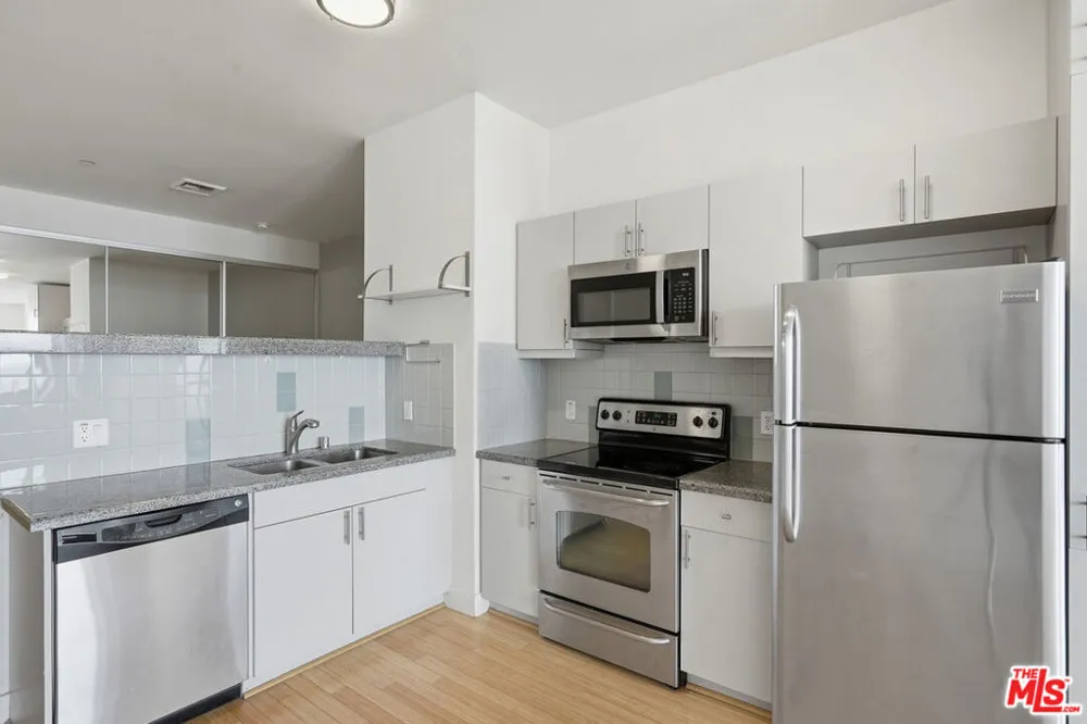 3810 Wilshire Boulevard #1609 Los Angeles, CA 90010