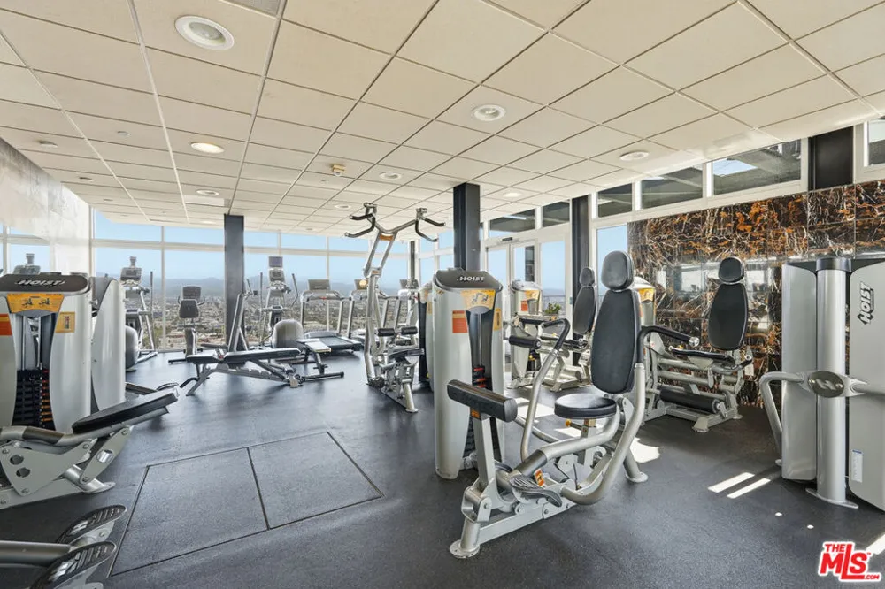 3810 Wilshire Boulevard #1609 Los Angeles, CA 90010